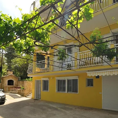 Apartment 12491b
